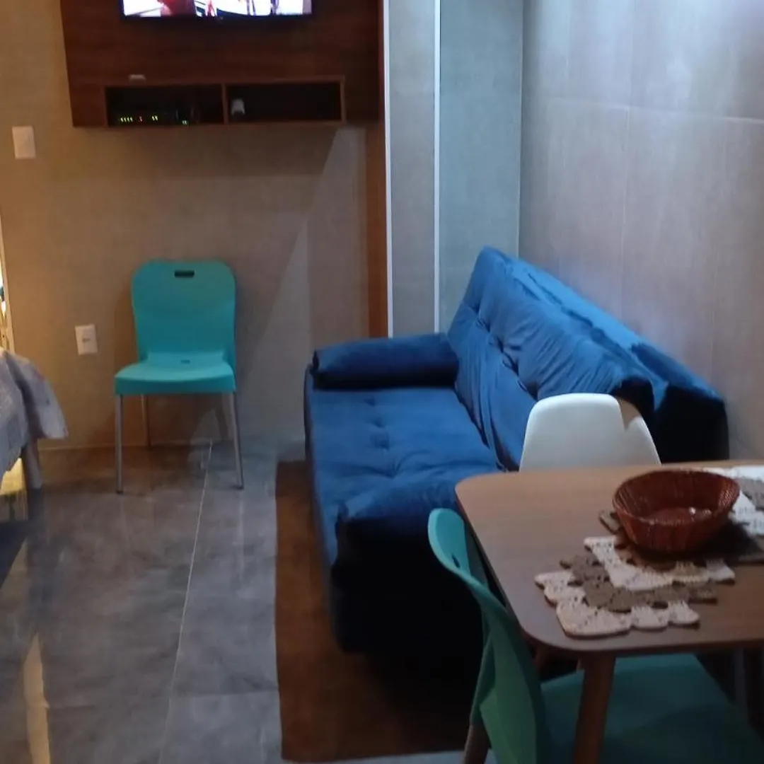 Apartment Kitnet No Coracao De Balneario Camboriu - 04 Pessoas - Camelodromo - Av Central - Igreja - 03 Quadras Mar - Ar-Condicionado - Btv Canais Livres - Hbo - Filmes - Series- Garagem Rotativa No Predio - Wi-Fi Free 250 Mega - Point De Bares E Restaurantes